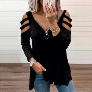 Boutique, long sleeve, cold, shoulder size large